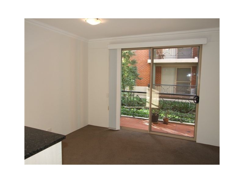 21/13 Ernest Street, Crows Nest NSW 2065