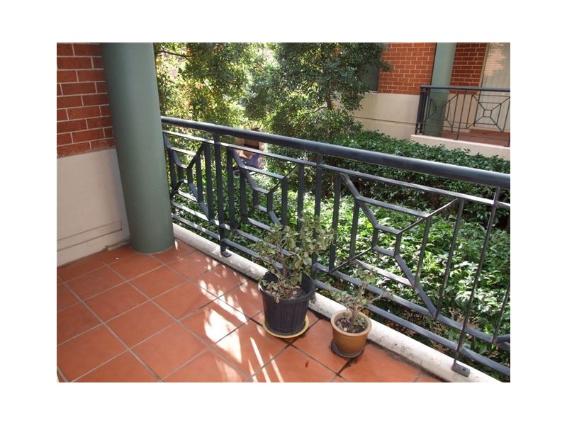 21/13 Ernest Street, Crows Nest NSW 2065