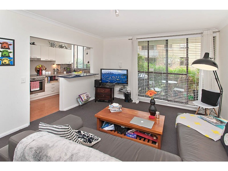 2/11-15 Ben Boyd Road (enter via Aubin St), Neutral Bay NSW 2089