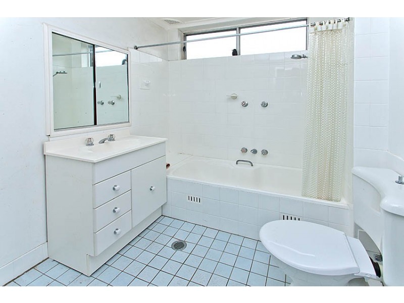 12/24 Barry Street, Neutral Bay NSW 2089