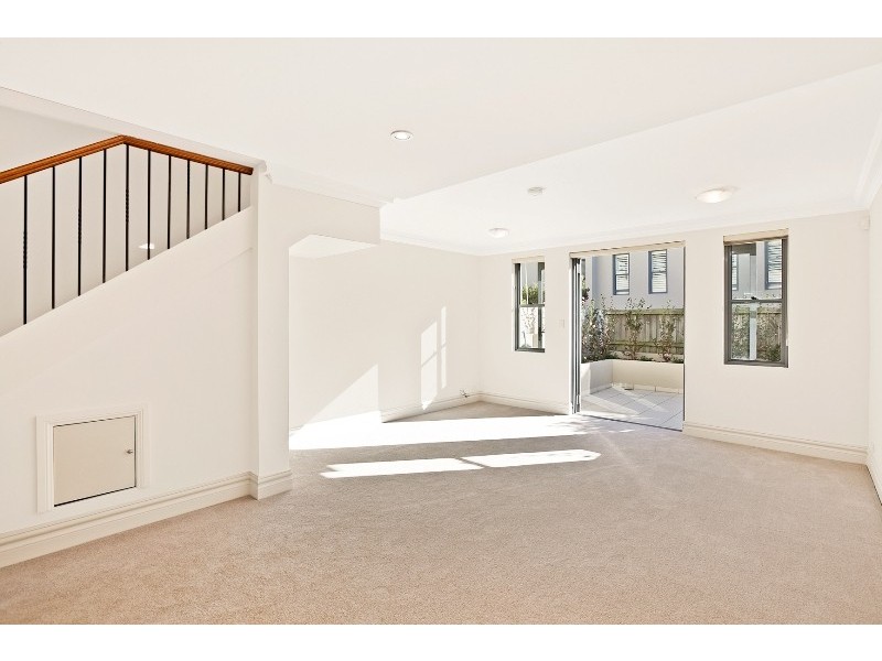 8/25-33 Hayberry Street, Crows Nest NSW 2065