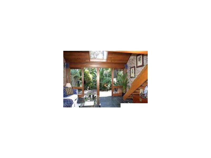 168 West Street, Crows Nest NSW 2065