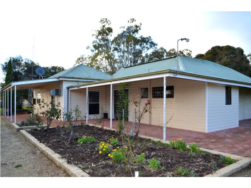 6638 Frances Road, Kybybolite SA 5262