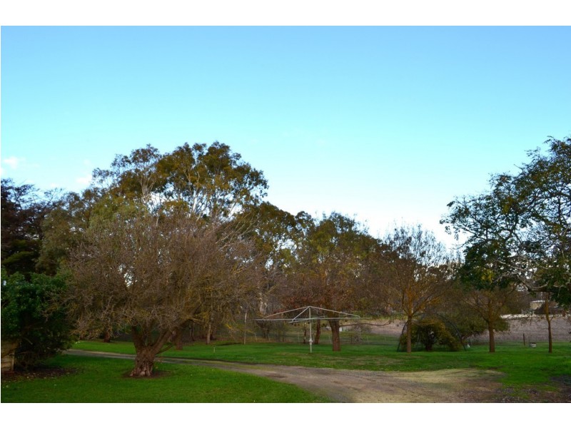 6638 Frances Road, Kybybolite SA 5262