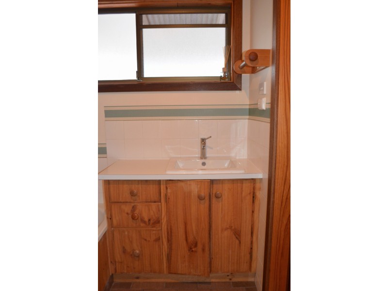 6638 Frances Road, Kybybolite SA 5262