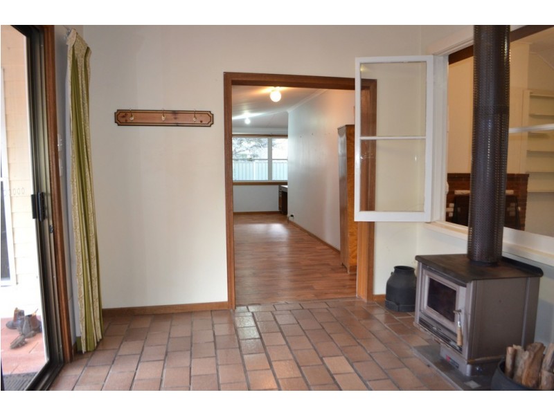 6638 Frances Road, Kybybolite SA 5262