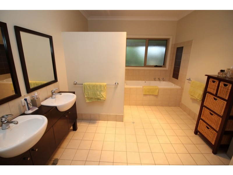 128 Carthys Road, Naracoorte SA 5271