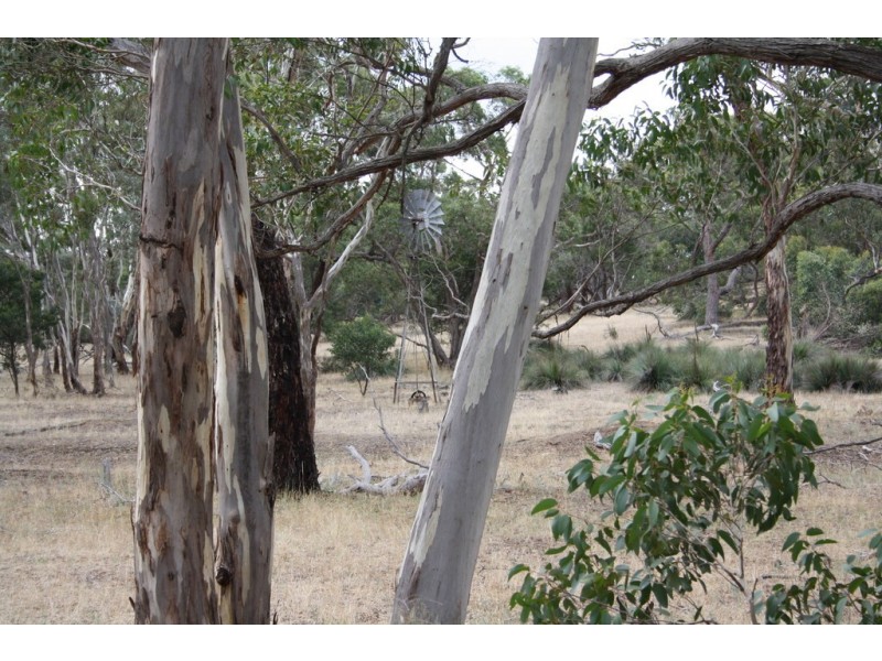 2 Walkington Hills Road, Frances SA 5262