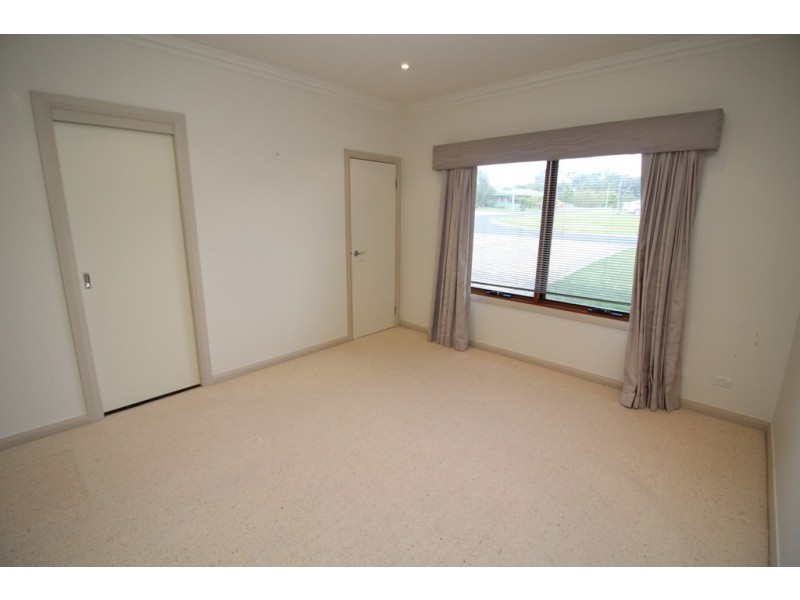 1 Thornbill Crescent, Naracoorte SA 5271