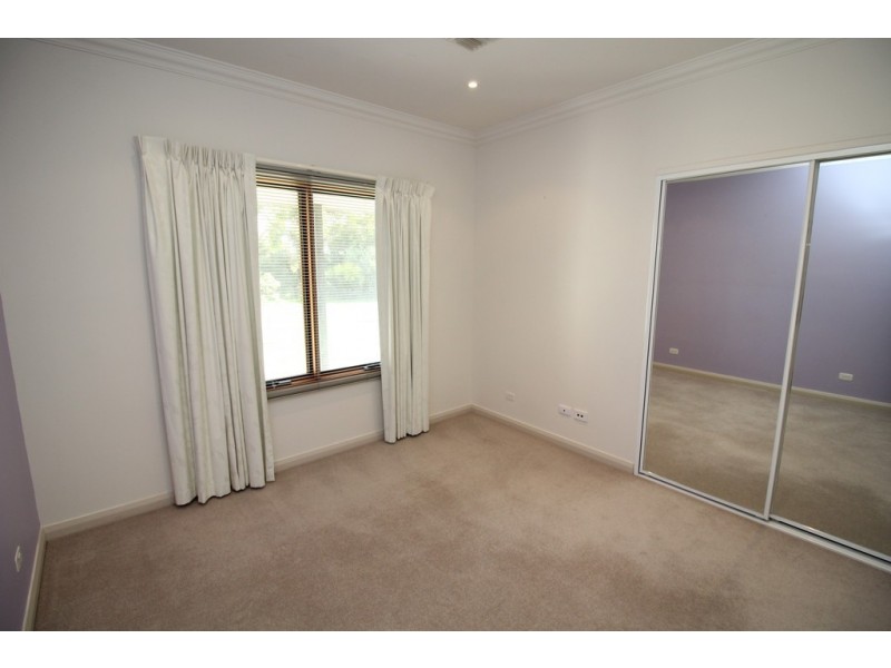 1 Thornbill Crescent, Naracoorte SA 5271