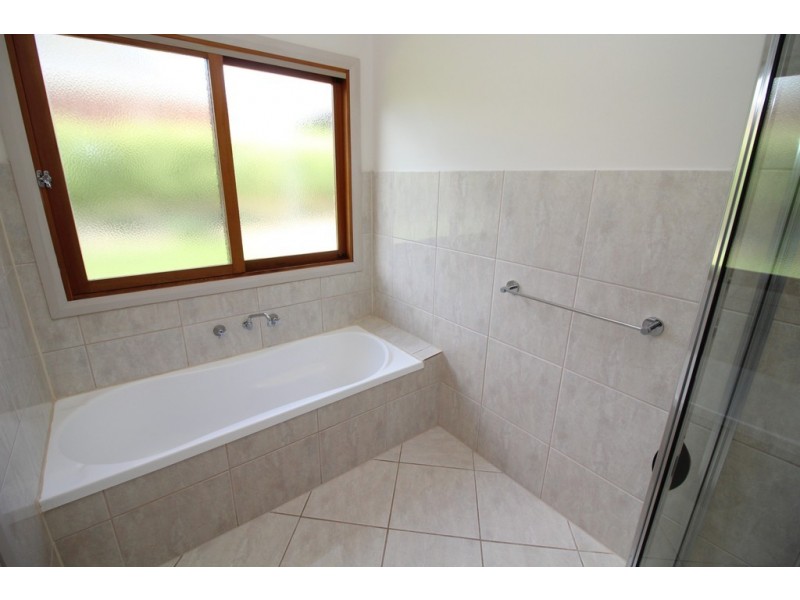 1 Thornbill Crescent, Naracoorte SA 5271