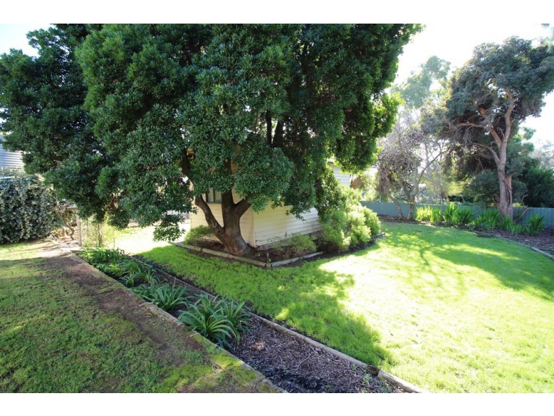 11 Loveday Street, Naracoorte SA 5271