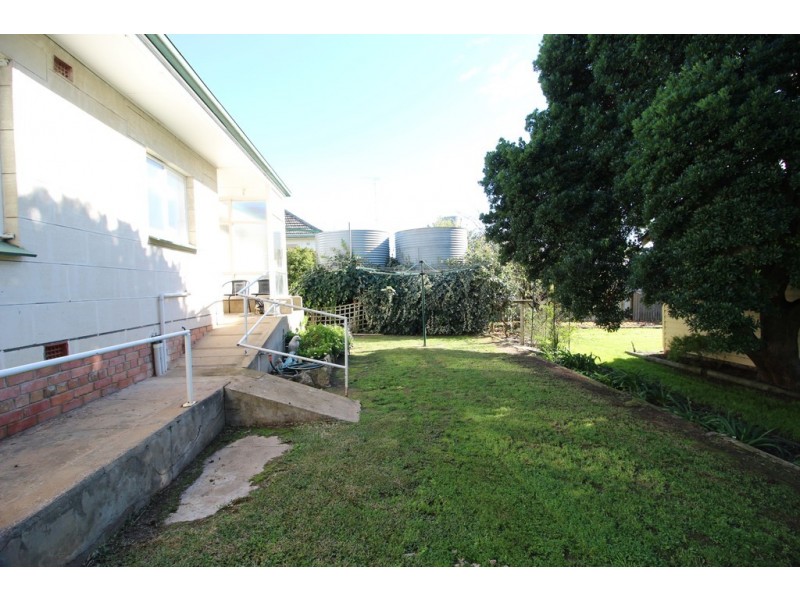 11 Loveday Street, Naracoorte SA 5271