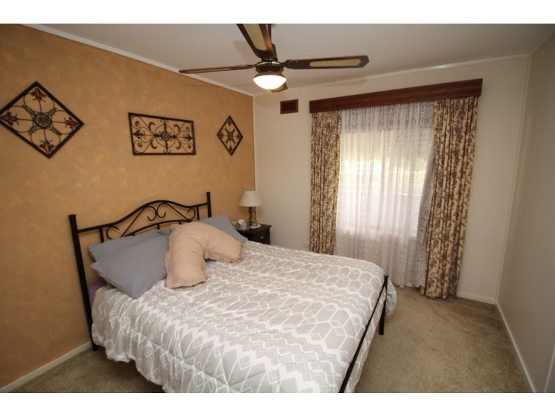 21 Thompson Street, Naracoorte SA 5271