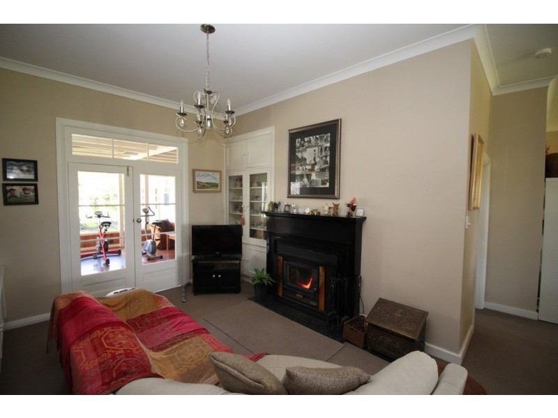 260 Crinogle Road, Frances SA 5262