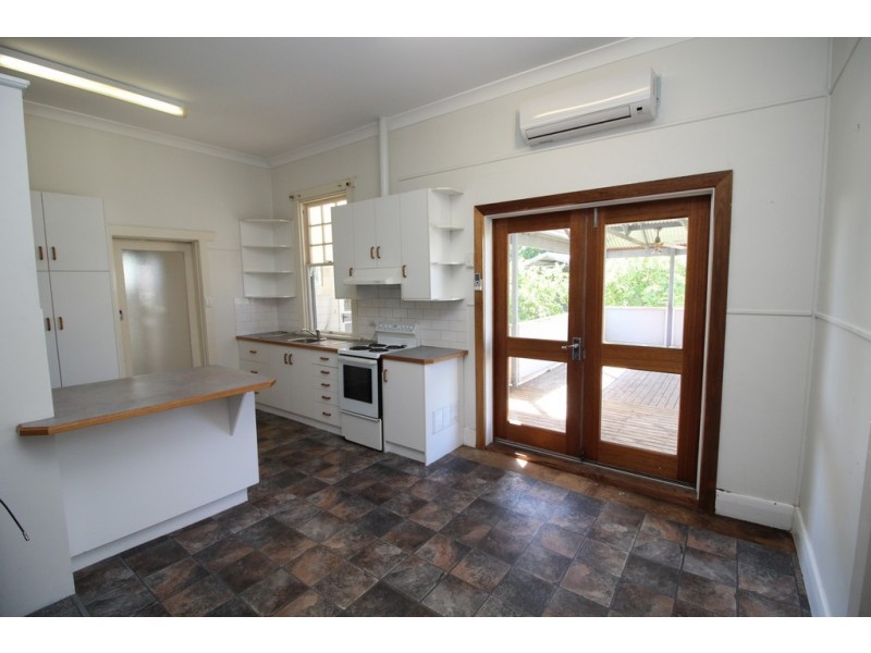33 Livingston Street, Naracoorte SA 5271