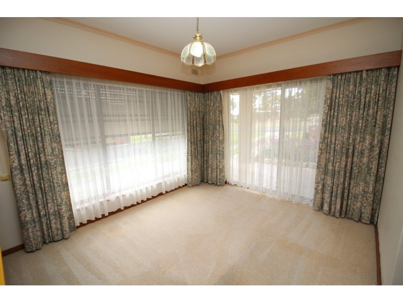 98 Jenkins Terrace, Naracoorte SA 5271