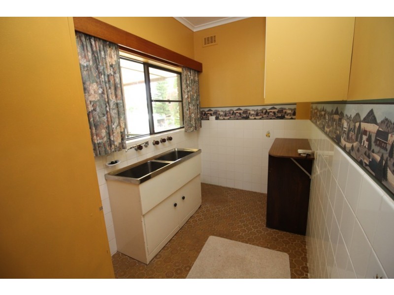 98 Jenkins Terrace, Naracoorte SA 5271