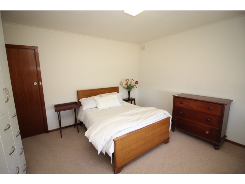 8 Poplar Street, Naracoorte SA 5271