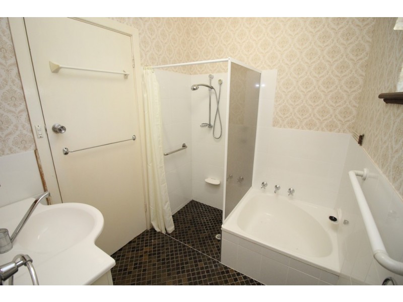 8 Poplar Street, Naracoorte SA 5271