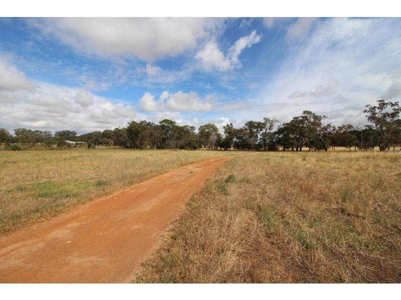 119 Fairview Road, Lucindale SA 5272