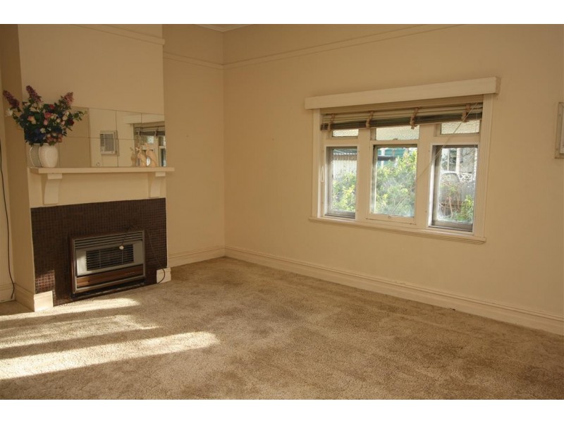 12 Ash Grove, Lucindale SA 5272