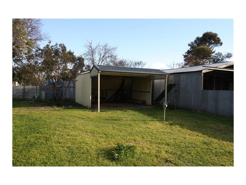 12 Ash Grove, Lucindale SA 5272