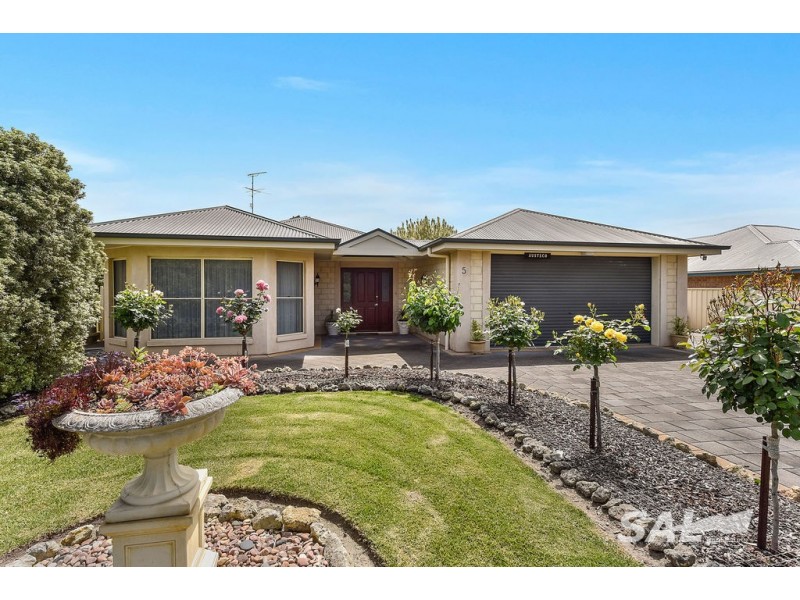 5 Field Avenue, Naracoorte SA 5271