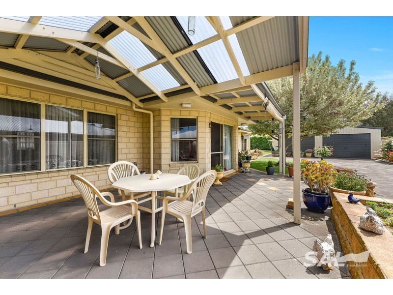 5 Field Avenue, Naracoorte SA 5271