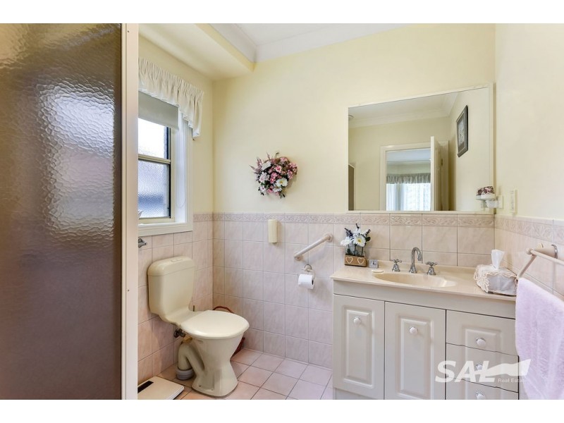 5 Field Avenue, Naracoorte SA 5271