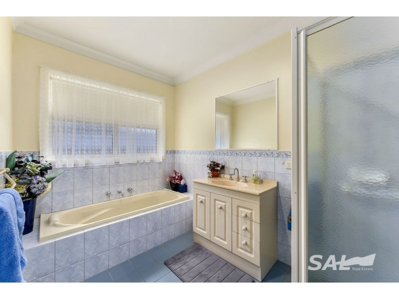 5 Field Avenue, Naracoorte SA 5271