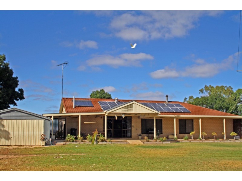 19 Hills Road, Padthaway SA 5271