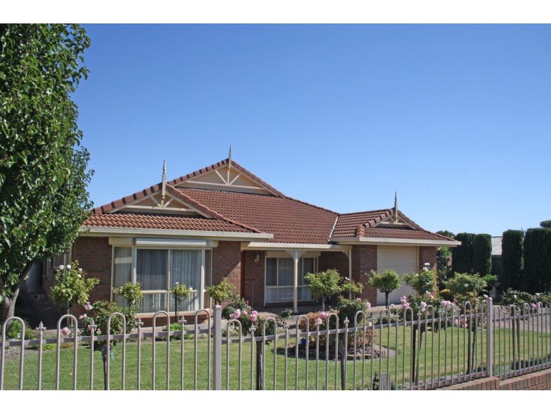 24 Cedar Avenue, Naracoorte SA 5271