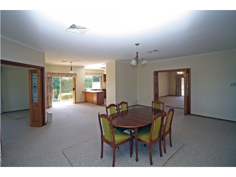 24 Cedar Avenue, Naracoorte SA 5271