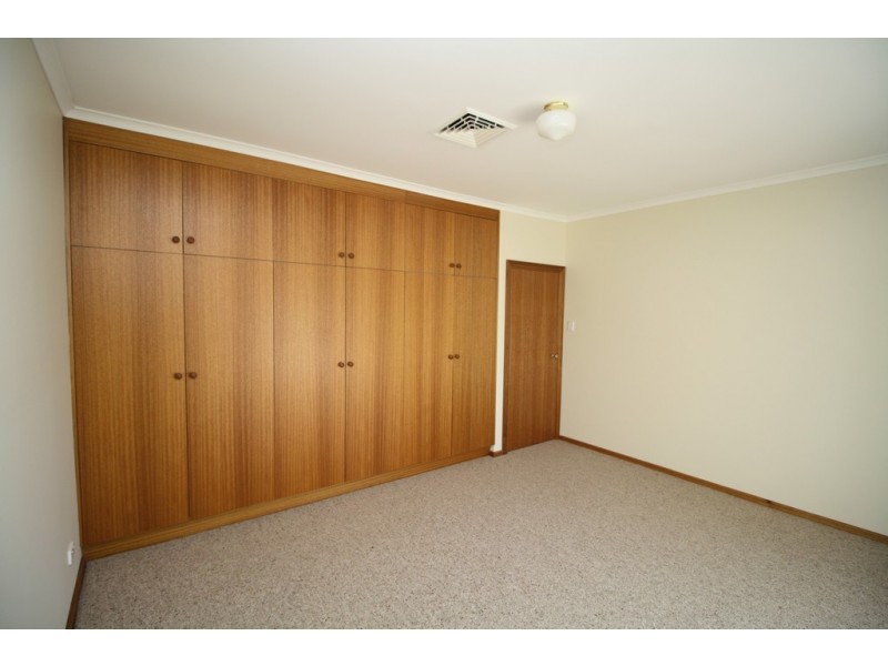 24 Cedar Avenue, Naracoorte SA 5271