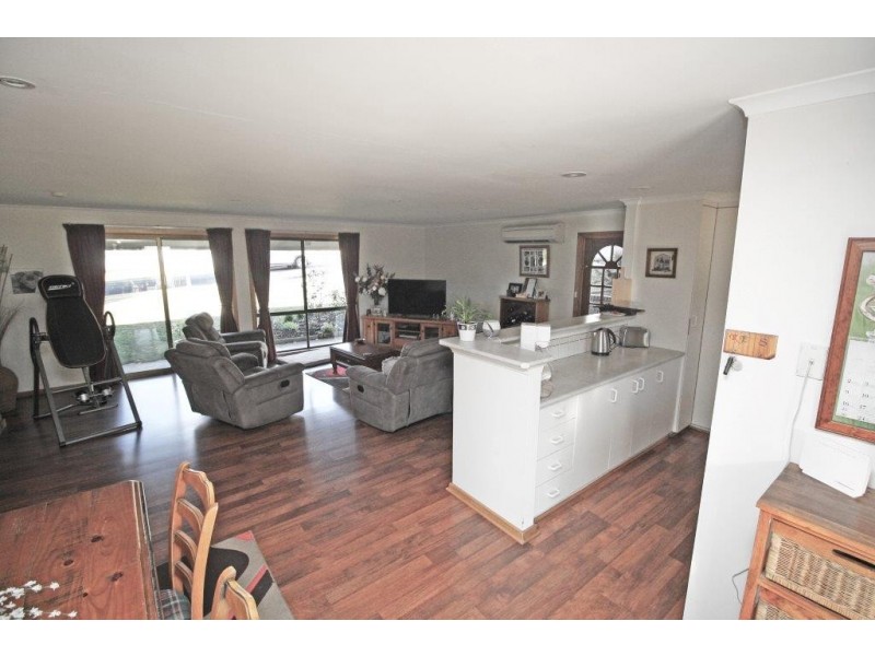 9 Pine Grove, Naracoorte SA 5271