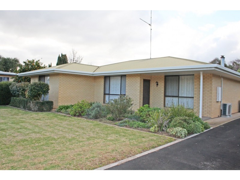 13 Plane Street, Lucindale SA 5272