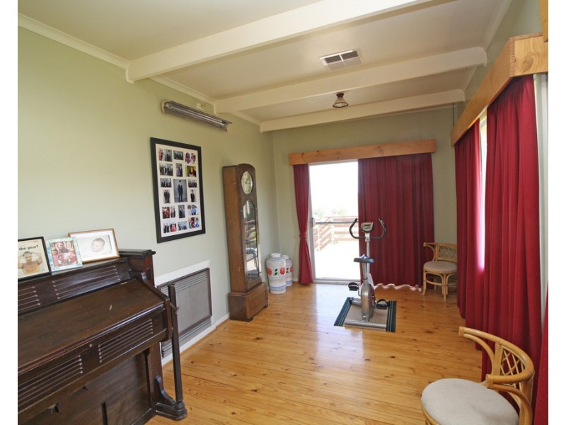 9295 Riddoch Highway, Naracoorte SA 5271