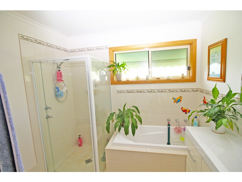 33 Wilkins Road, Naracoorte SA 5271