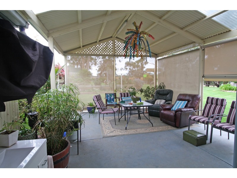 33 Wilkins Road, Naracoorte SA 5271