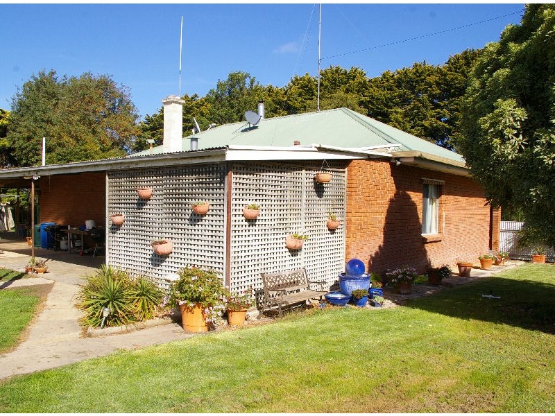“Wayleen” Nambour Rd, Naracoorte SA 5271