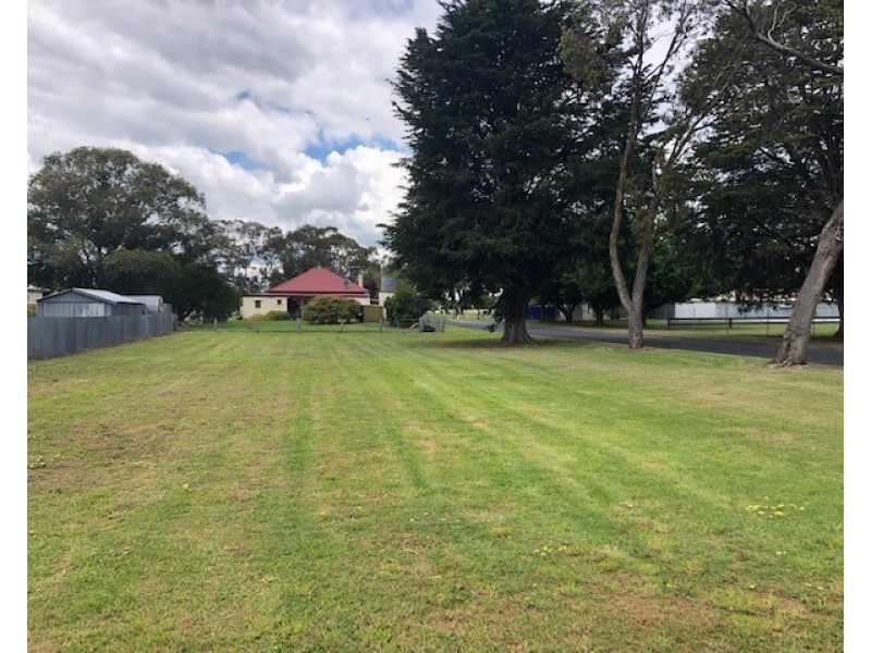 2 Ash Grove, Lucindale SA 5272