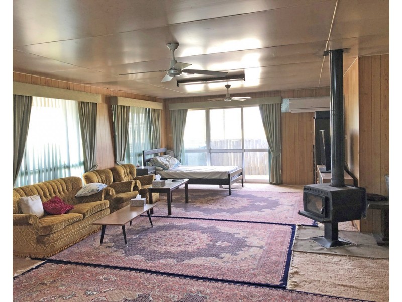 1 Edwards Street, Padthaway SA 5271