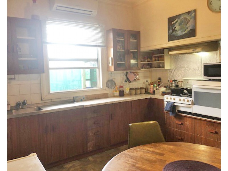 14 Sixth Avenue, Naracoorte SA 5271