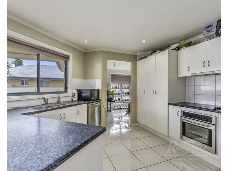 116 Cedar Avenue, Naracoorte SA 5271
