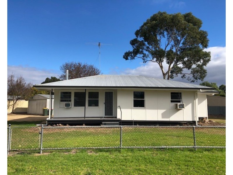 2 Charles Street, Naracoorte SA 5271
