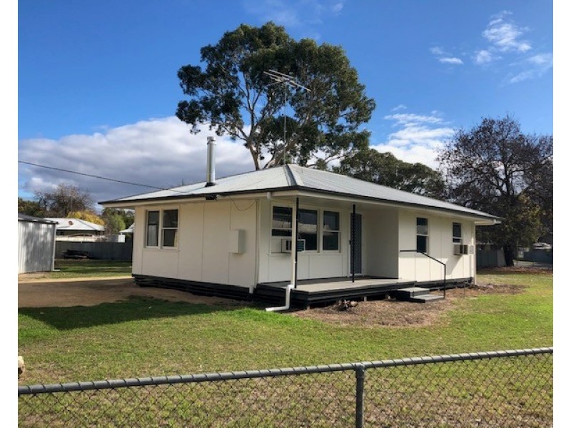 2 Charles Street, Naracoorte SA 5271