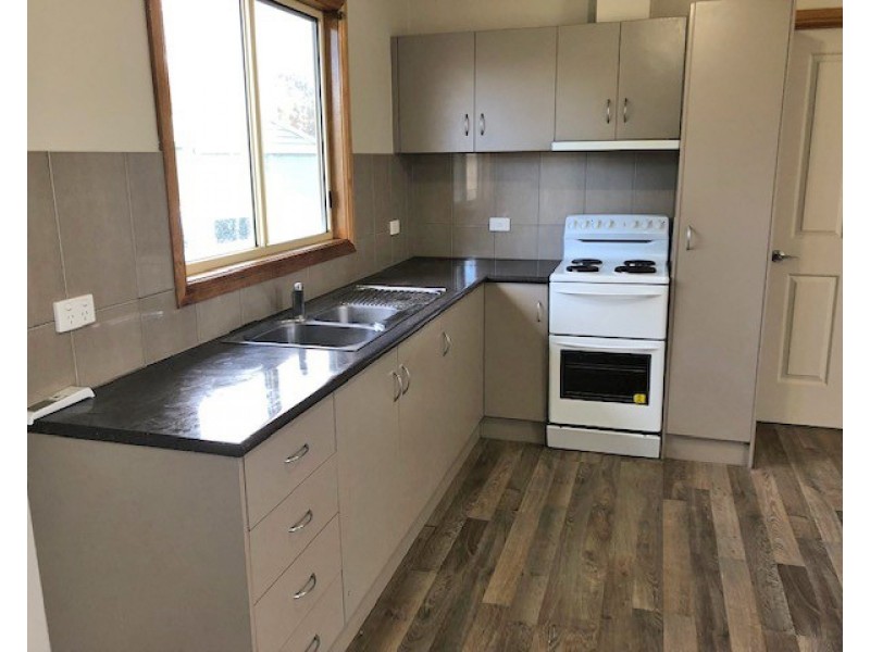 24 Charles Street, Naracoorte SA 5271