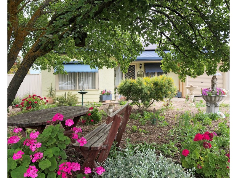 18 Caldwell Street, Naracoorte SA 5271