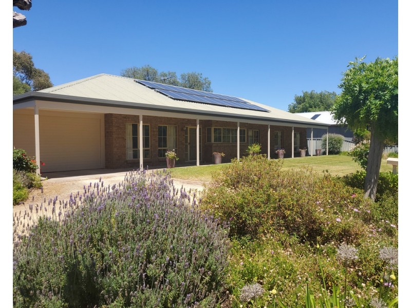 12 Park Terrace, Naracoorte SA 5271